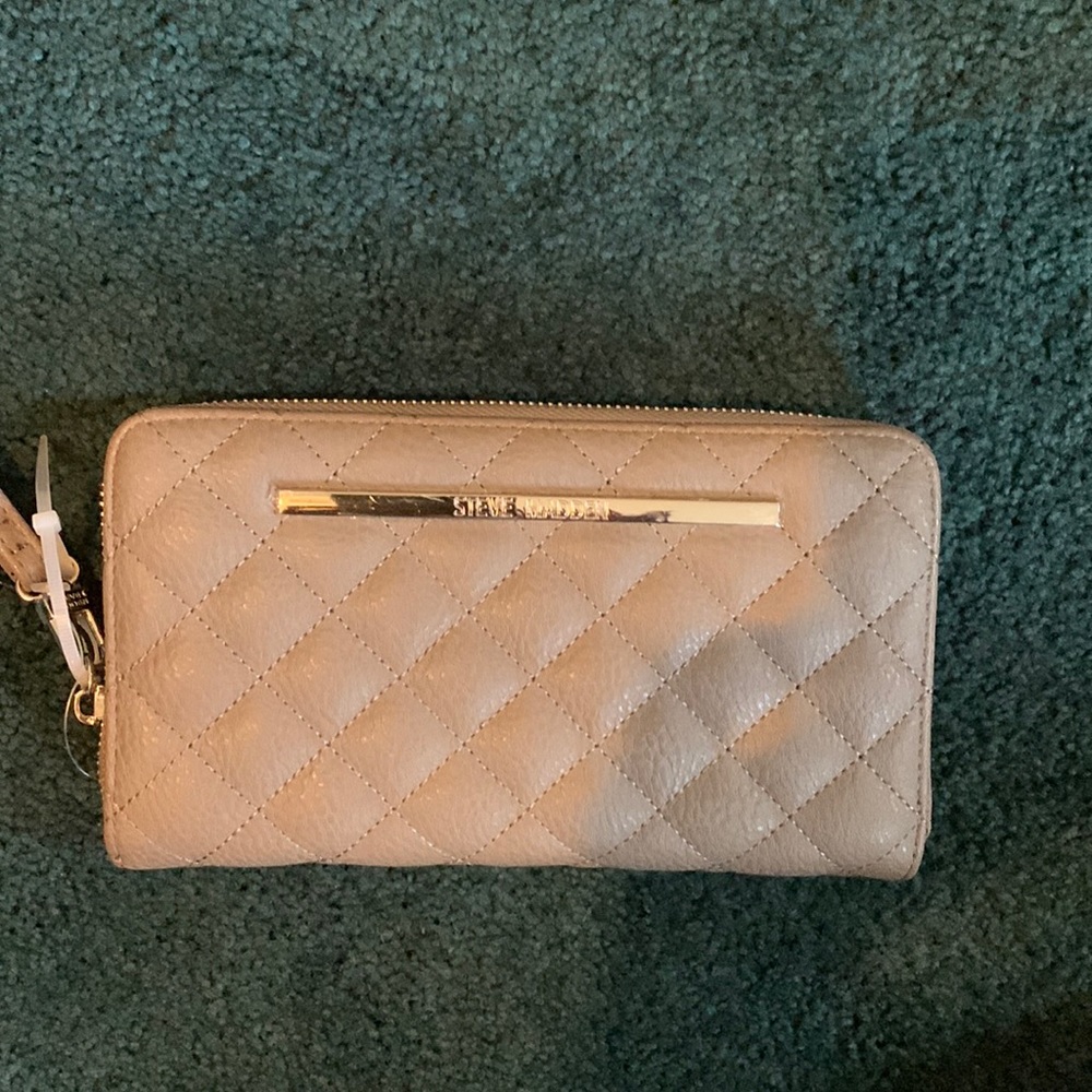 Steve Madden Wallet